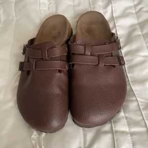 Birkenstock clogs sandals